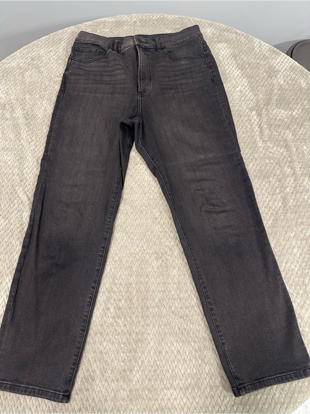 Express Men's Straight Jeans in Washed Black